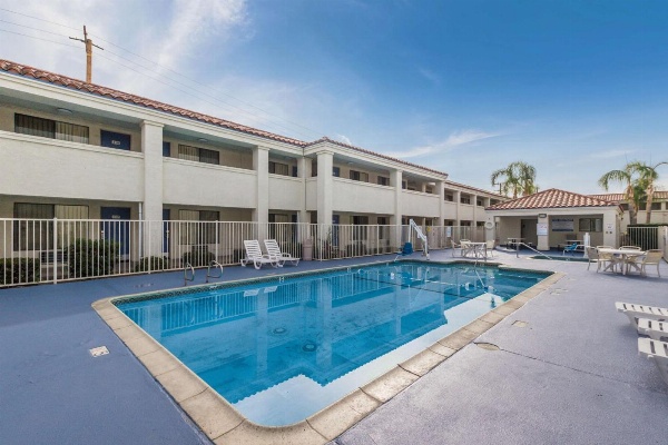 Motel 6 Hemet Main image